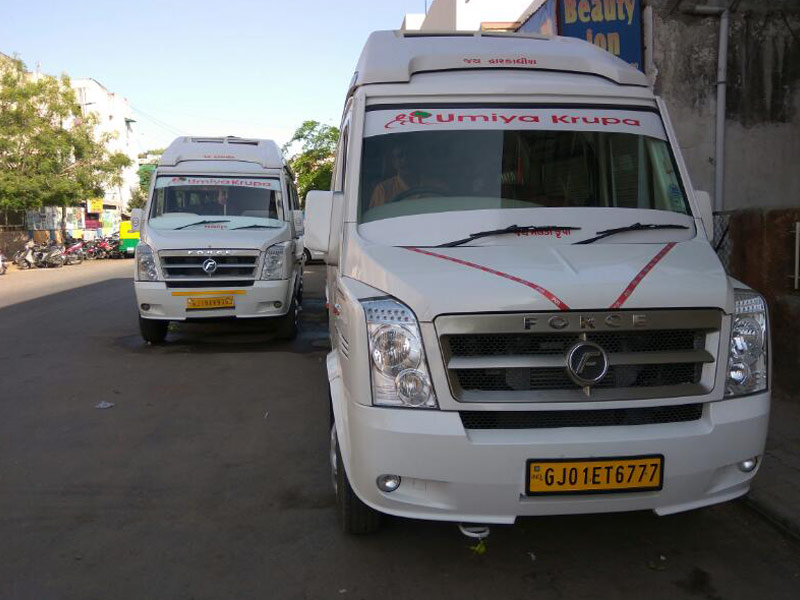 Tempo Traveller 17 Seat PKN